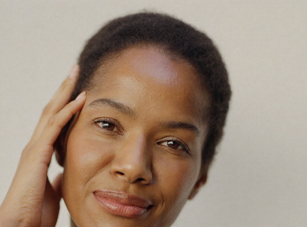 A natural, rested facial result — refined, never overdone.